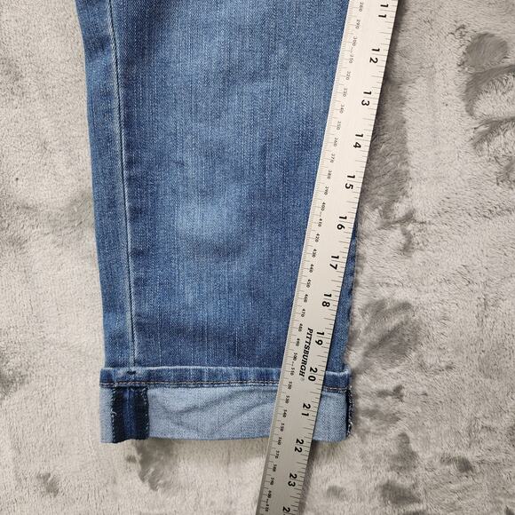 Levi Strauss Signature Jeans Womens 10 Blue Mid Rise Capri Cuffed Hem Stretch - Picture 13 of 14